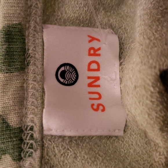 Sundry green leopard print size Small sweatshirt - Picture 5 of 6